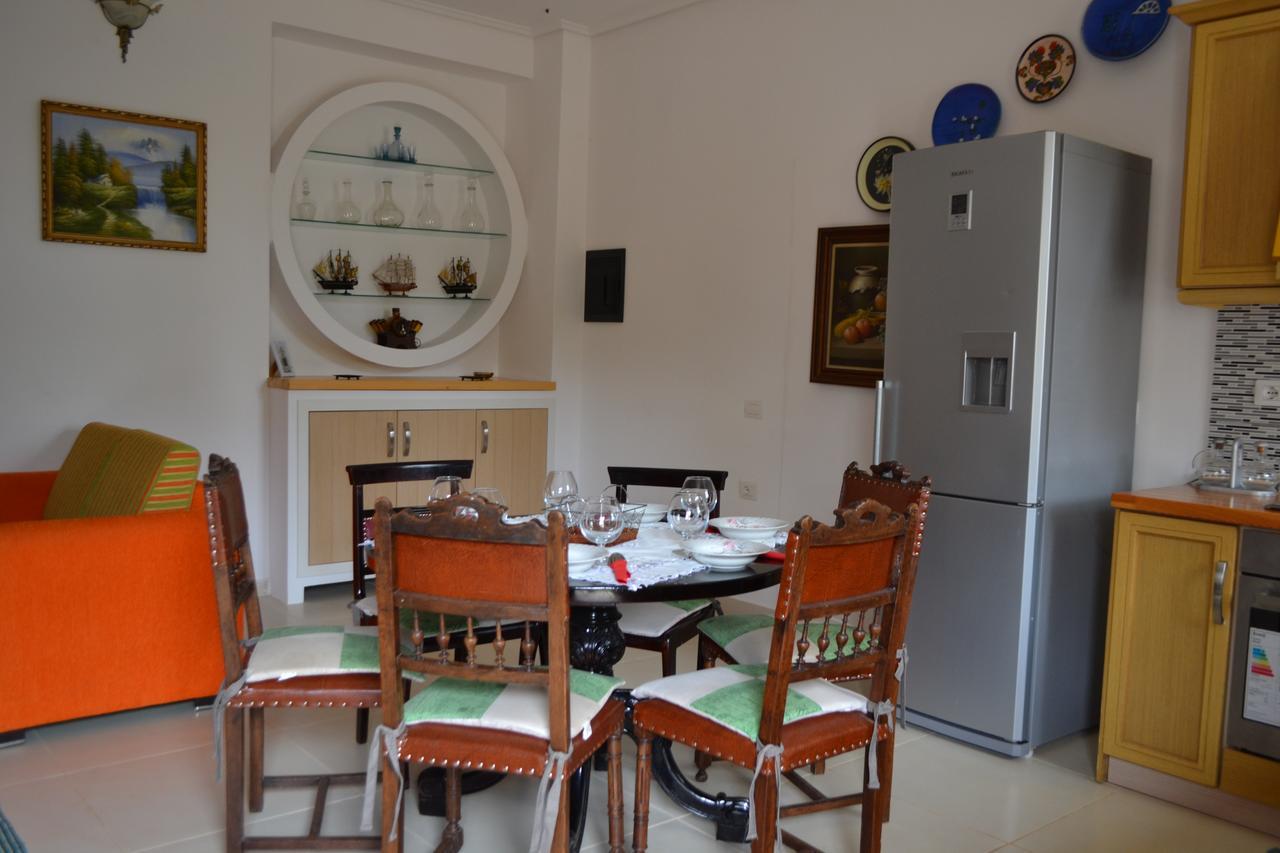 Villa Qarri Ксамил Екстериор снимка